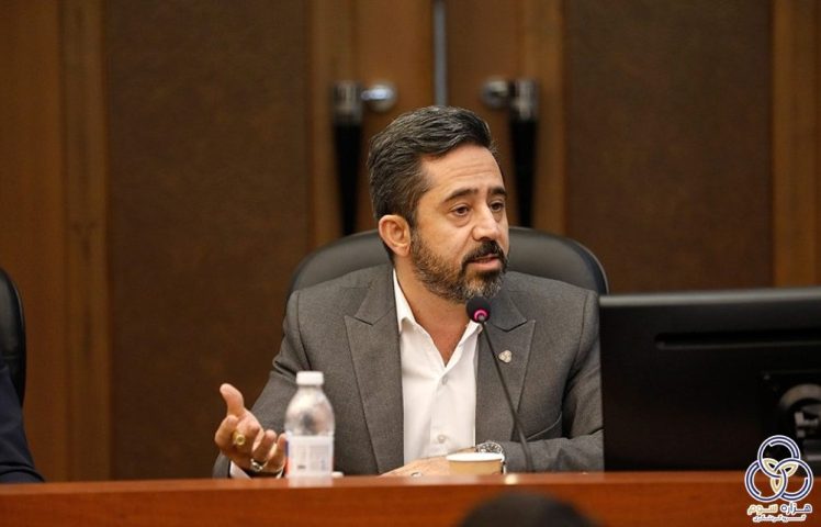 تاوتلی: توجه جدی دولت به گردشگران خارجی در کیش